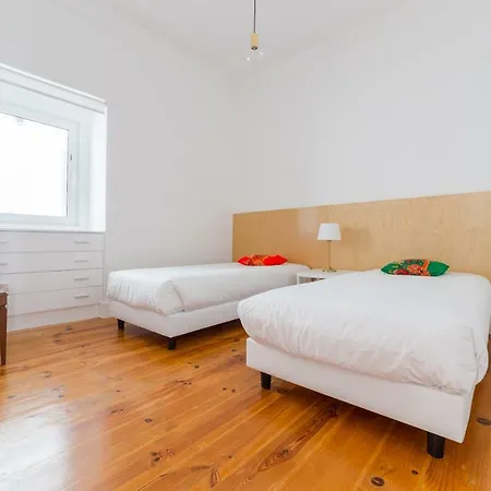 Апартаменты Heart 1-cozy Flat-family Friendly *