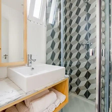 Heart 1-cozy Flat-family Friendly * ליסבון