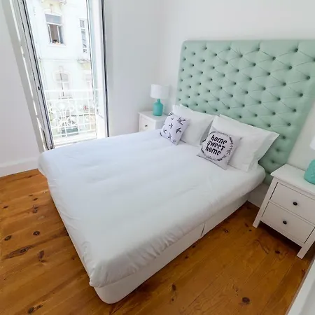 Heart 1-cozy Flat-family Friendly * ליסבון