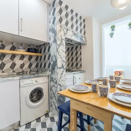 Heart 1-cozy Flat-family Friendly * Lizbona